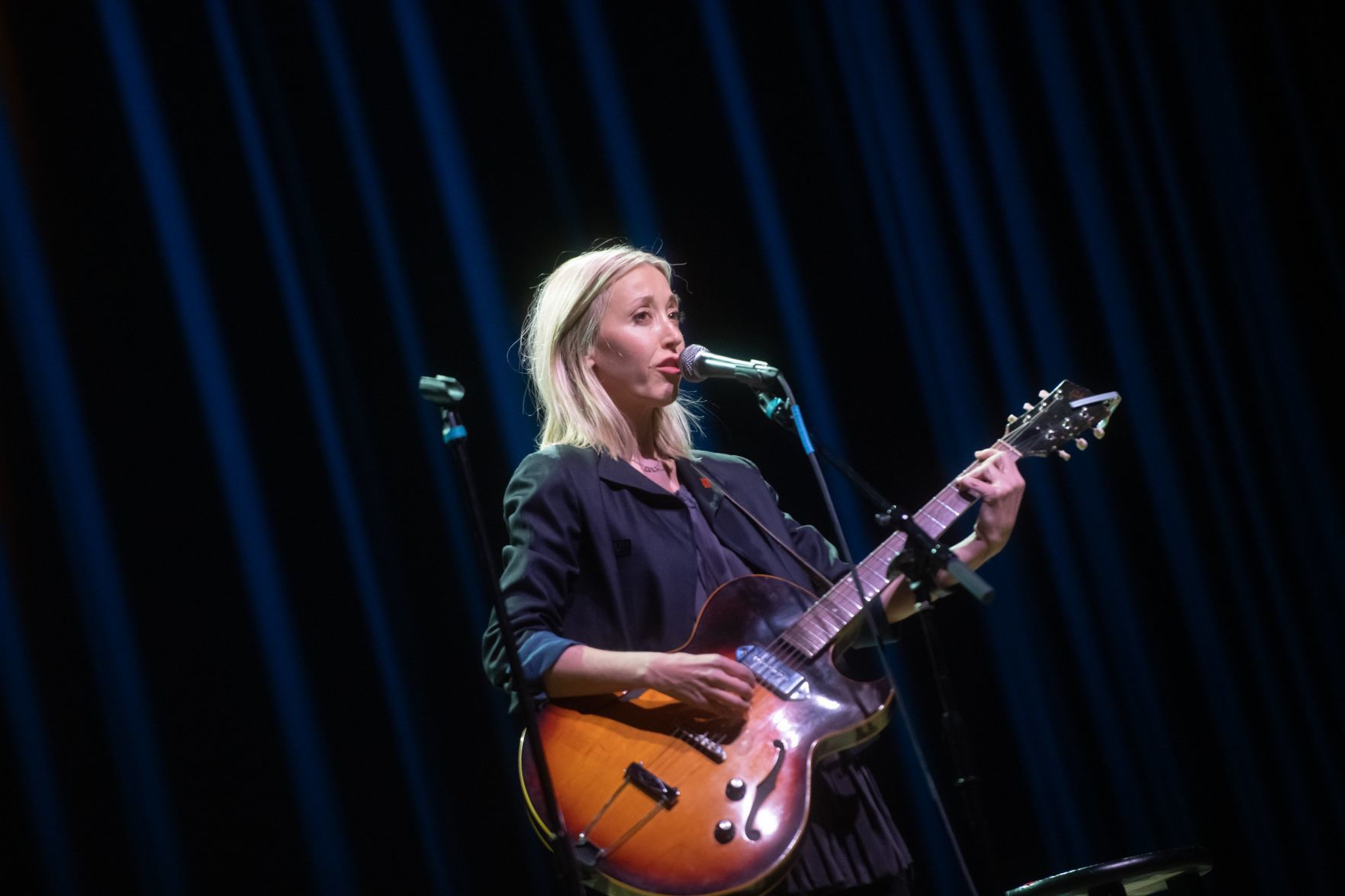 Nikki Glaser at the Pageant